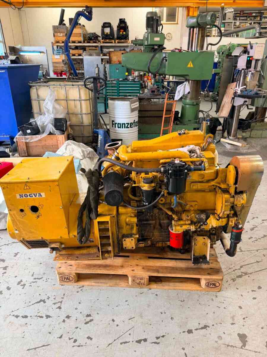 John Deere 4045 - Bilde 3